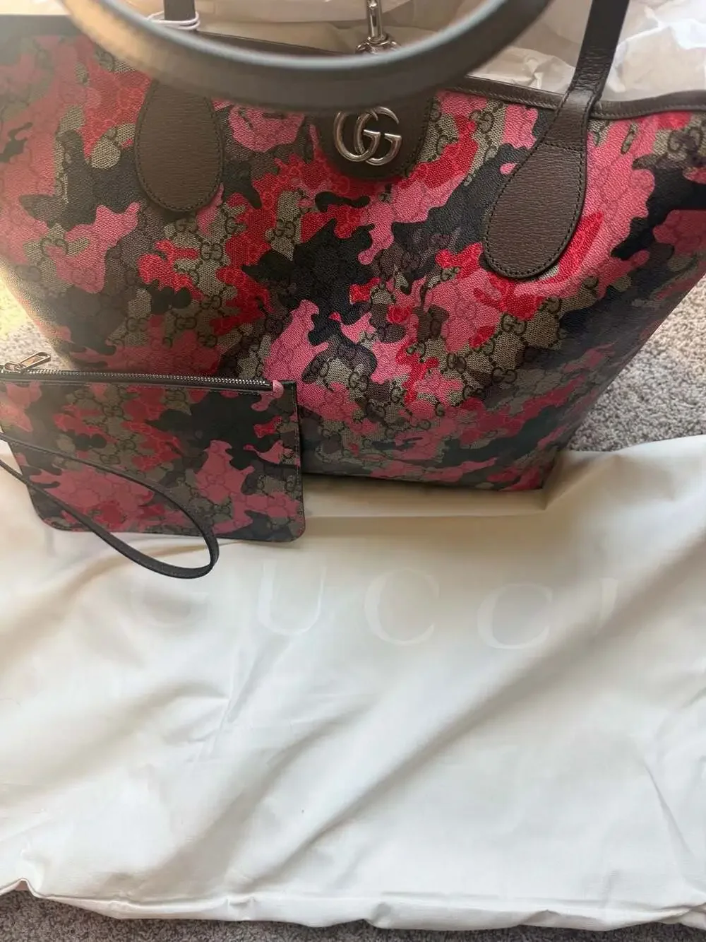 Gucci never 60